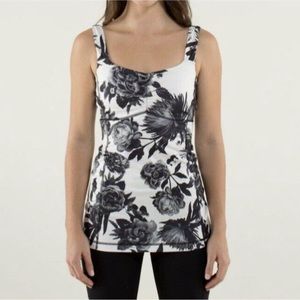 Lululemon Black and White Aria II Brisk Bloom Floral Print Tank